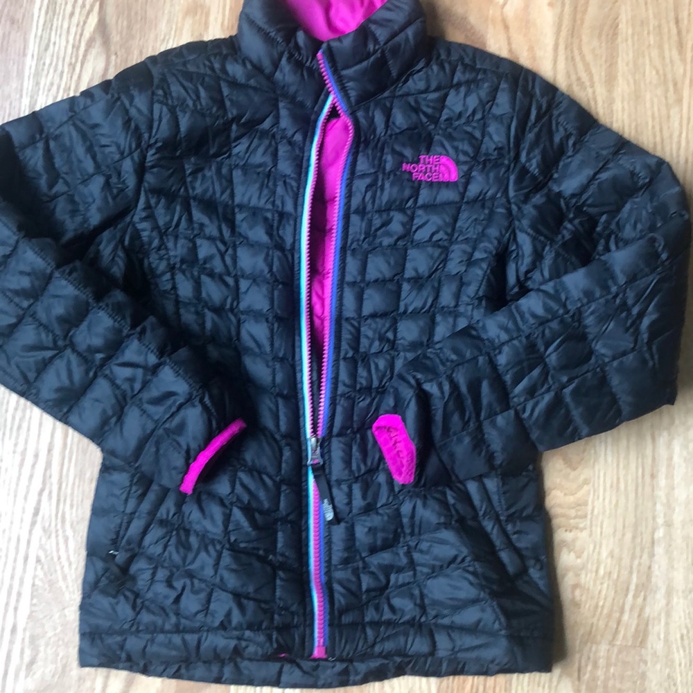 North face girls thermoball jacket size s